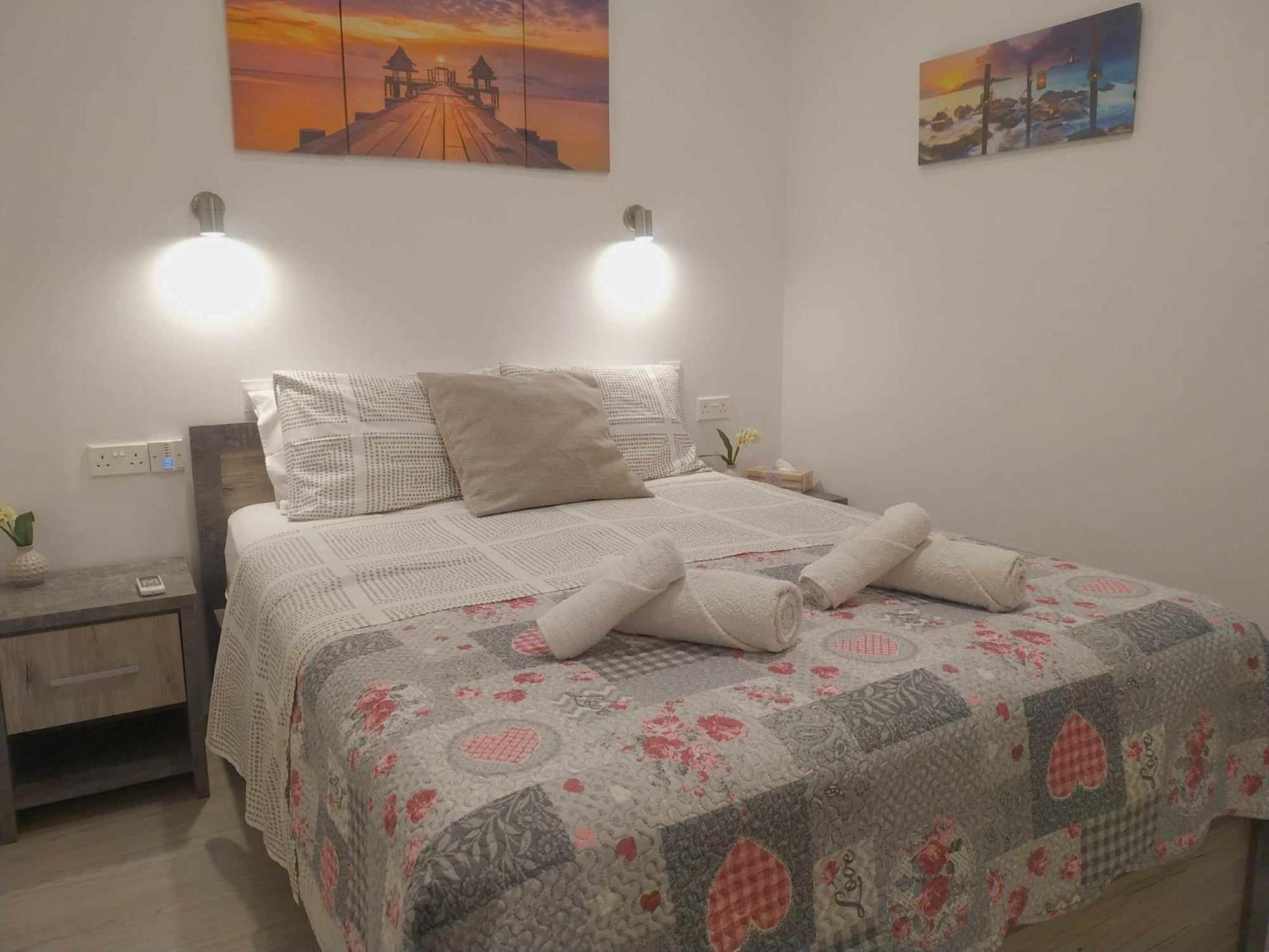 Charming Holiday Retreat Kato Paphos Apt 400M To The Beach Apartamento Exterior foto